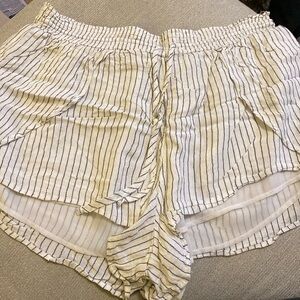 American eagle striped shorts